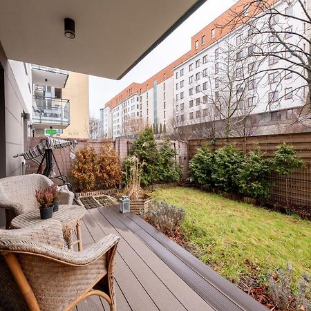 Kierbedzia 6 - Bezplatny Podziemny Parking - Free Parking - Piekny Ogrodek Z Tarasem - 2Km Lazienki Krolewskie - Wifi - Smart Tv 50 Cali - Good Apartments 바르샤바 외부 사진